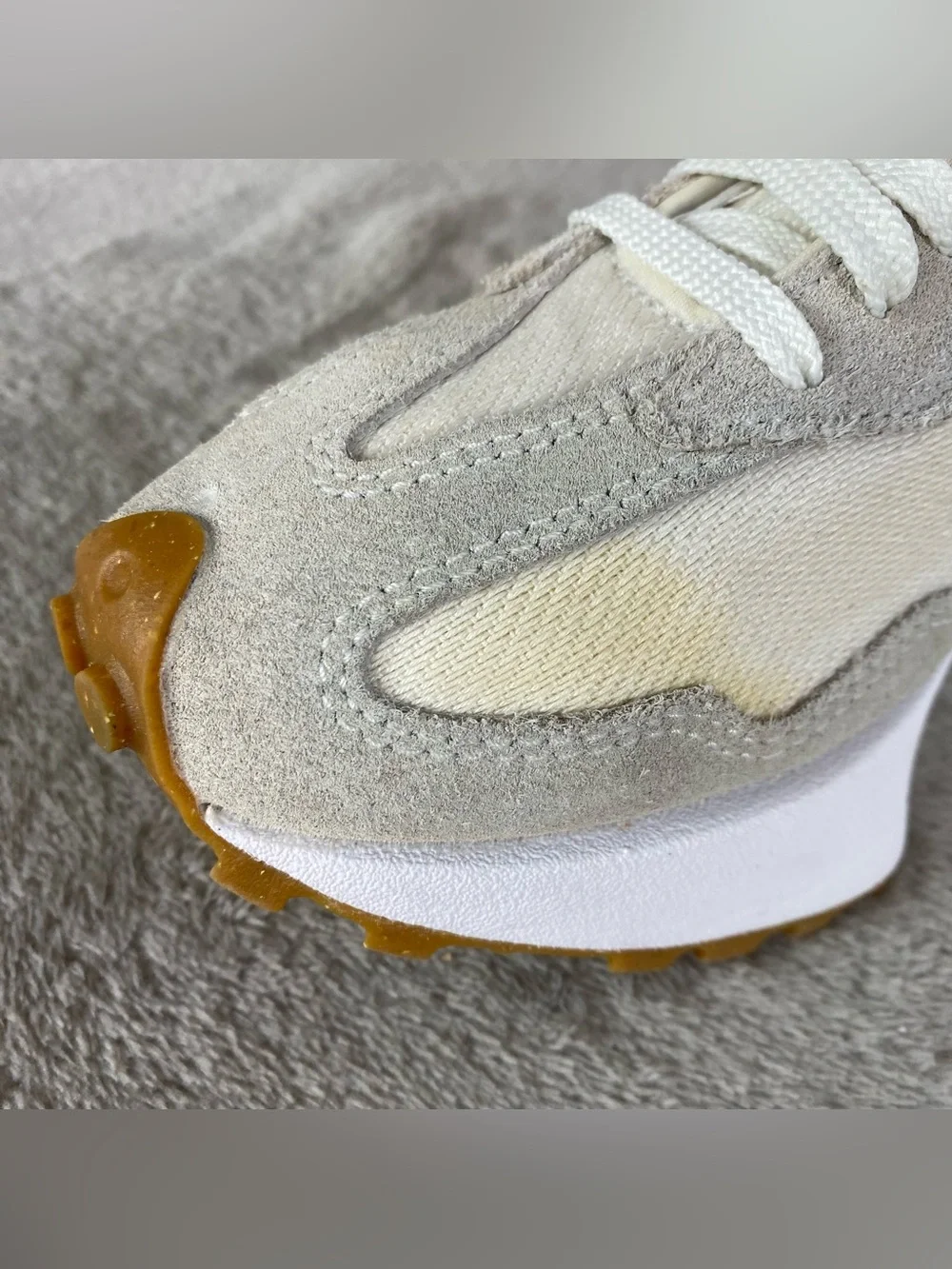 New Balance 327 WS327RA Womens Size 6 Sea Salt Rust Oxide Running Shoes
